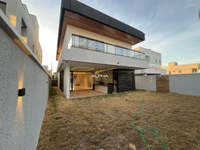 Casa de Condomínio com 4 Quartos à venda, 250m² no Cidade Alpha, Eusébio