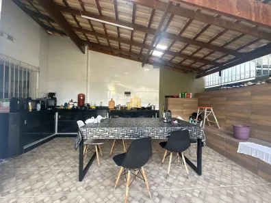 Casa com 3 Quartos à venda, 225m² no Novas Esmeraldas, Esmeraldas