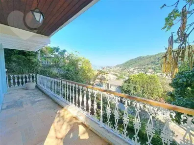 Casa com 4 Quartos à venda, 320m² no São Francisco, Niterói