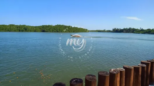 Casa de Condomínio com 2 Quartos à venda, 68m² no Barra do Jacuípe (Monte Gordo), Camaçari