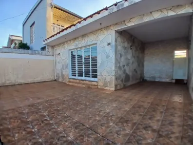 Casa com 3 Quartos para alugar, 150m² no Jardim São Luiz, Ribeirão Preto