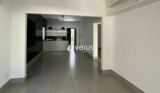 Casa com 2 Quartos para alugar, 140m² no Tabajaras, Uberlândia