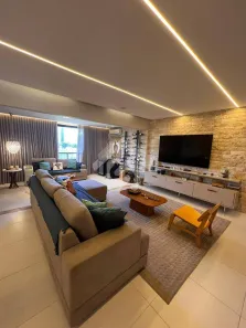 Apartamento com 3 Quartos para alugar, 222m² no Duque de Caxias, Cuiabá