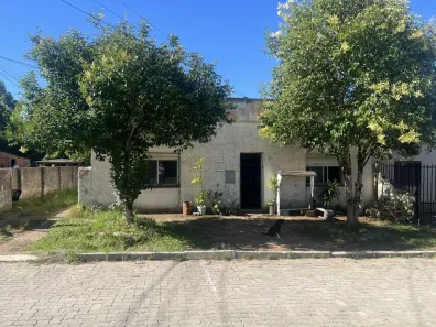 Casa com 2 Quartos à venda, 300m² no Menino Deus, Bagé