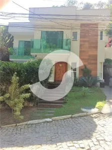 Casa com 3 Quartos à venda, 220m² no Engenho do Mato, Niterói
