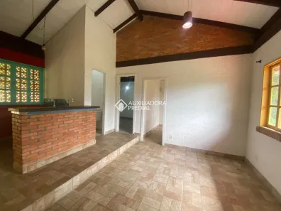 Casa com 2 Quartos para alugar, 70m² no Lagoa da Conceição, Florianópolis