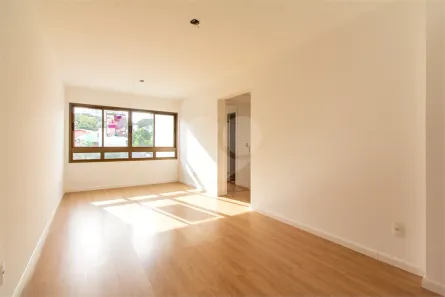 Apartamento com 2 Quartos à venda, 62m² no Jardim do Salso, Porto Alegre