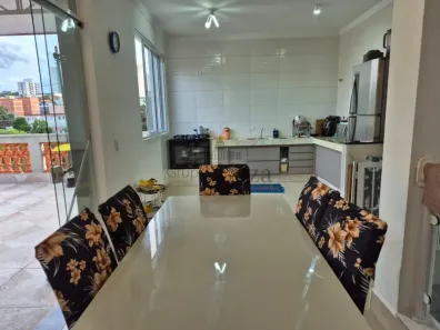 Sobrado com 3 Quartos para alugar, 170m² no Jardim Satélite, São José dos Campos