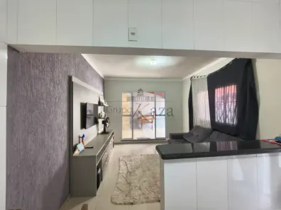 Casa com 2 Quartos para alugar, 125m² no Jardim Pararangaba, São José dos Campos