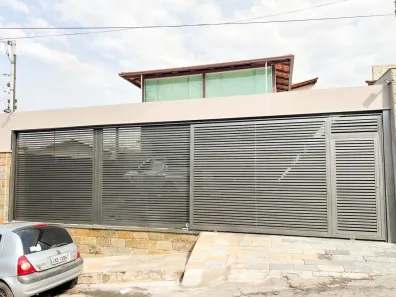 Casa com 3 Quartos à venda, 200m² no Alípio de Melo, Belo Horizonte