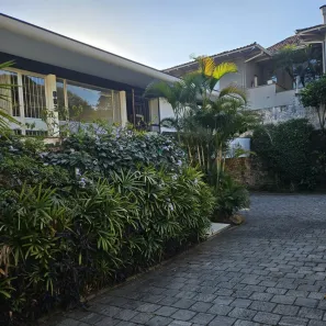 Sobrado com 4 Quartos à venda, 425m² no Jardim Guedala, São Paulo
