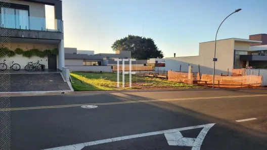 Lote/Terreno à venda, 300m² no Parque Brasil 500, Paulínia