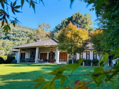 Casa com 5 Quartos à venda, 217m² no Várzea Grande, Gramado