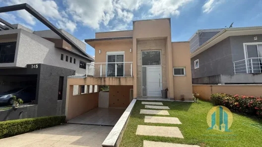 Casa com 3 Quartos à venda, 250m² no Suru, Santana de Parnaíba