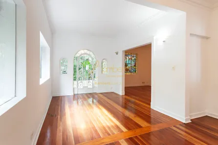 Casa com 3 Quartos à venda, 300m² no Jardim Paulista, São Paulo