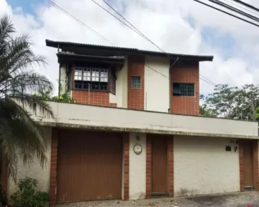 Sobrado com 3 Quartos à venda, 192m² no Cidade Jardim, Jacareí