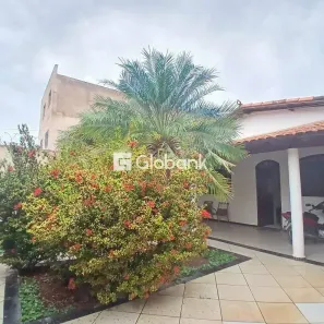 Casa com 3 Quartos à venda, 270m² no Parque Pampulha, Montes Claros