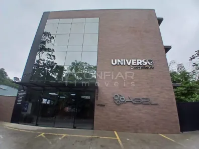 Sala Comercial para alugar, 170m² no Floresta, Joinville