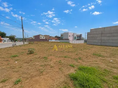 Lote/Terreno à venda, 770m² no Jardim Karina, Salto de Pirapora