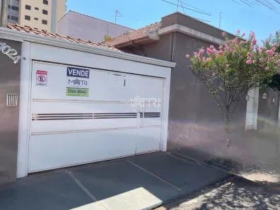Casa com 3 Quartos à venda, 161m² no Centro, Araraquara