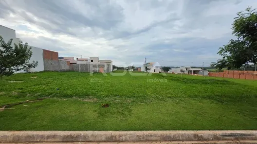 Lote/Terreno à venda, 250m² no Residencial Samambaia, São Carlos