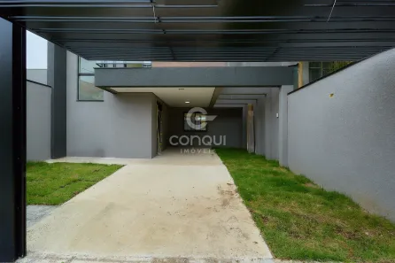 Sobrado com 3 Quartos à venda, 140m² no Capão Raso, Curitiba