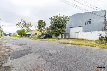 Galpão/Depósito/Armazém com 1 Quarto à venda, 450m² no Boqueirão, Curitiba