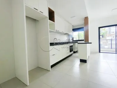 Apartamento com 2 Quartos para alugar, 62m² no Pantanal, Florianópolis