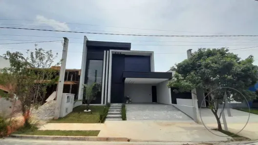 Casa de Condomínio com 3 Quartos para alugar, 196m² no Aparecidinha, Sorocaba