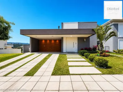 Casa de Condomínio com 3 Quartos à venda, 230m² no Vila Nova, Porto Alegre