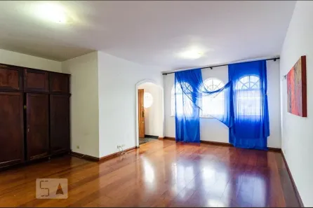 Casa com 3 Quartos à venda, 240m² no Jabaquara, São Paulo