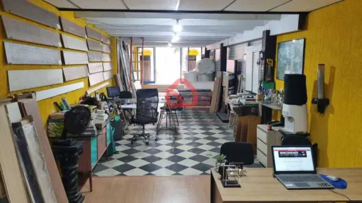 Ponto Comercial à venda, 174m² no Tanque, Rio de Janeiro