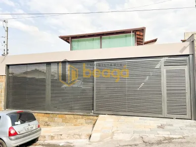 Casa com 3 Quartos à venda, 200m² no Alípio de Melo, Belo Horizonte