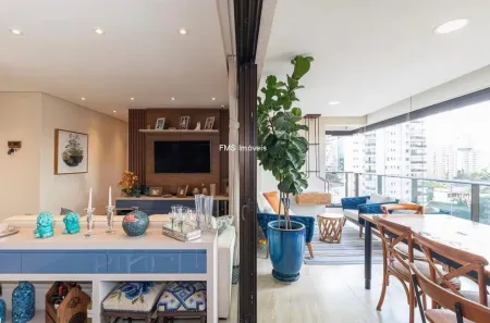 Apartamento com 2 Quartos para alugar, 102m² no Campo Belo, São Paulo