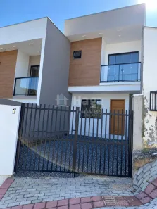 Sobrado com 2 Quartos à venda, 74m² no Limeira Baixa, Brusque