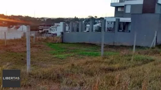 Lote/Terreno à venda, 200m² no Cavalhada, Porto Alegre