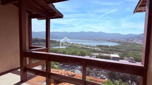 Casa com 3 Quartos à venda, 250m² no Camboinhas, Niterói