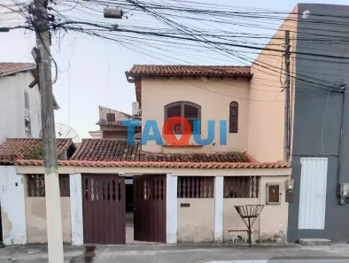 Casa com 2 Quartos à venda, 99m² no Parque Burle, Cabo Frio
