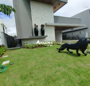 Casa de Condomínio com 3 Quartos à venda, 308m² no Granja Marileusa, Uberlândia