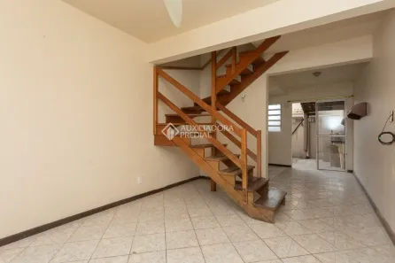 Casa de Condomínio com 2 Quartos à venda, 70m² no Humaitá, Porto Alegre