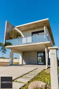 Casa de Condomínio com 3 Quartos à venda, 215m² no , Nova Santa Rita