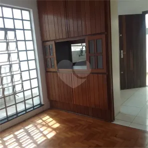 Casa com 3 Quartos à venda, 250m² no Centro, Mogi das Cruzes