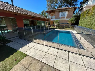 Casa de Condomínio com 4 Quartos para alugar, 180m² no Parque do Imbui, Teresópolis