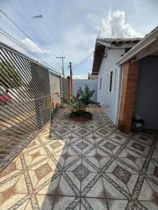 Casa com 2 Quartos para alugar, 71m² no Núcleo Residencial Beija-Flor, Bauru
