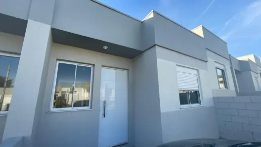 Casa de Condomínio com 2 Quartos para alugar, 50m² no Mato Alto, Gravataí