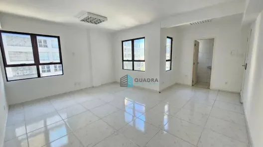 Sala Comercial à venda, 34m² no Trindade, Florianópolis