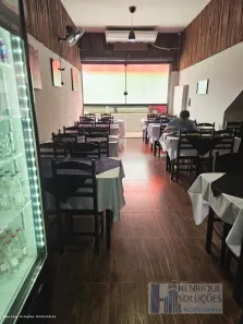 Sobrado com 2 Quartos à venda, 310m² no Jardim dos Camargos, Barueri