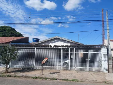 Casa com 3 Quartos para alugar, 75m² no Jardim Marajó, Marília