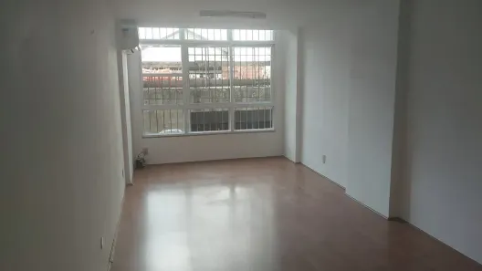 Sala Comercial à venda, 42m² no Centro, Niterói