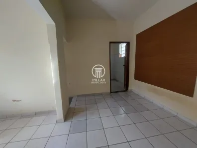 Casa com 3 Quartos para alugar, 219m² no São José, Montes Claros
